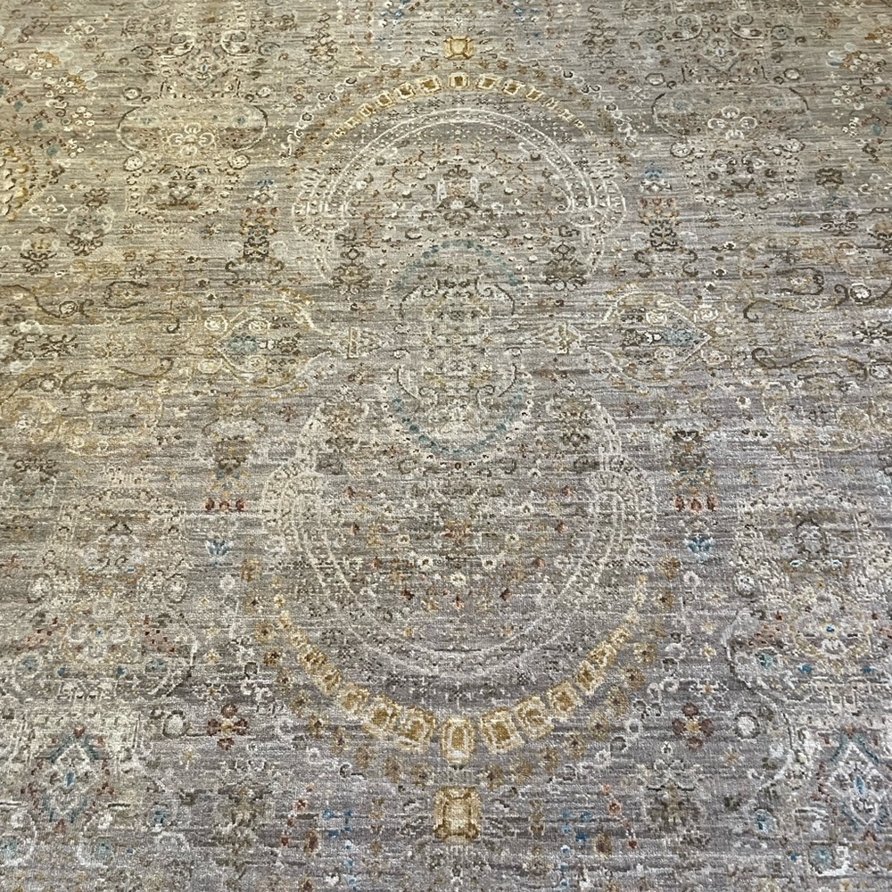 Hand-Knotted Wool Rug(5 x 7) - Picture 4 of 6